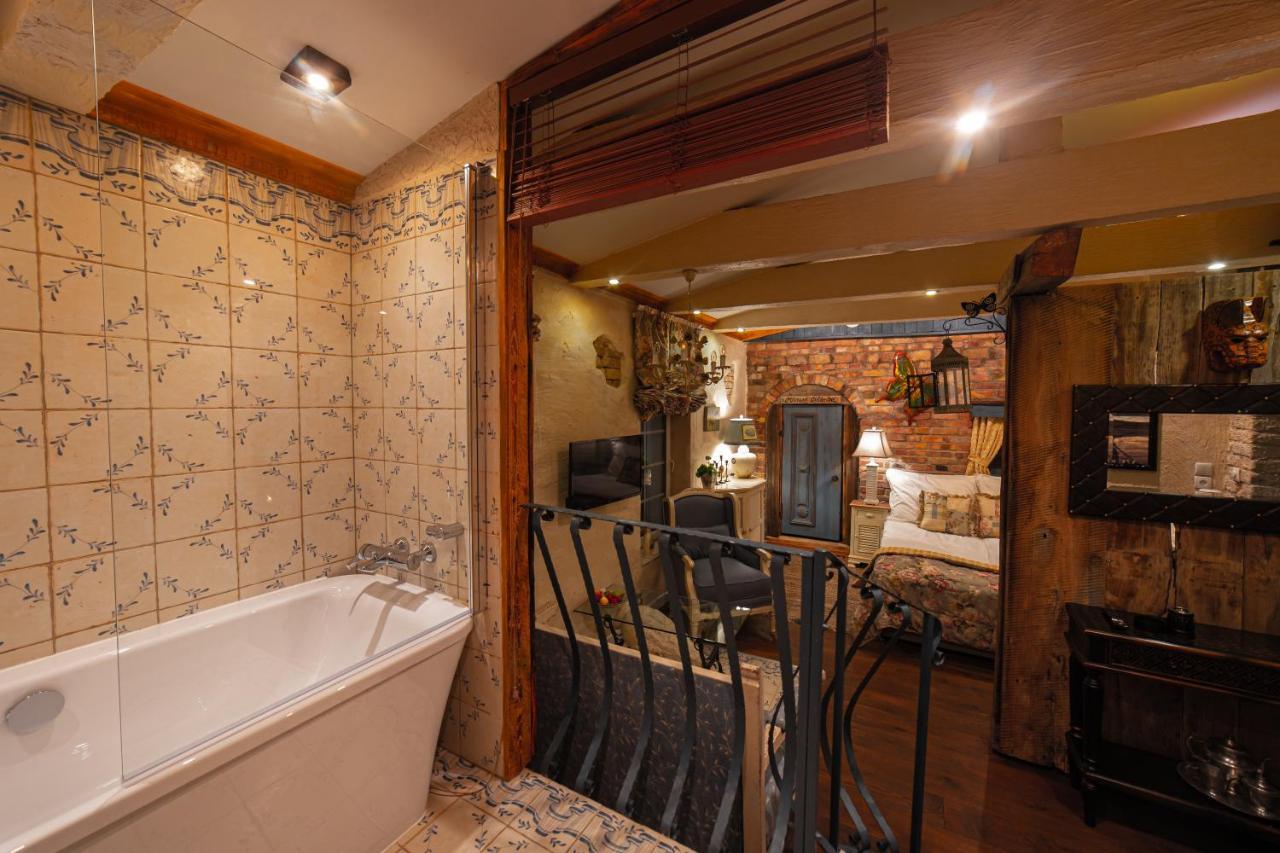 Paul'S Fantasia Boutique Suites 슈체친 외부 사진